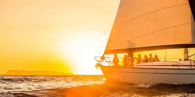 SUNSET CRUISE ON SAILING BOAT